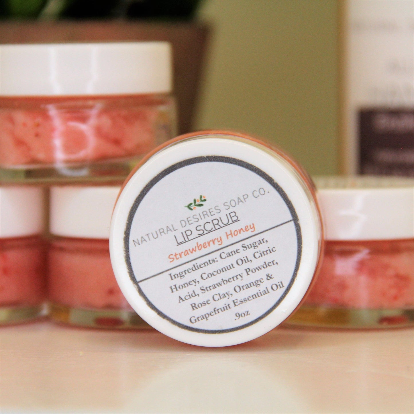 Lip Scrub- Strawberry Honey